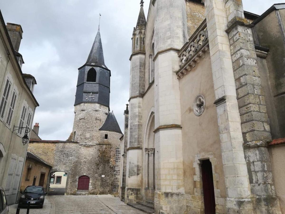 Le Loft Montargis Gien Maison De Ville Sainte Genevieve des Bois Bagian luar foto