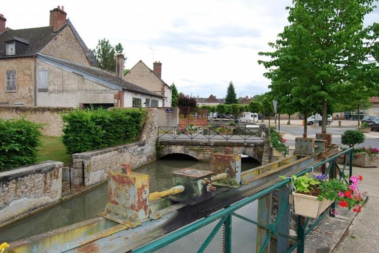 Le Loft Montargis Gien Maison De Ville Sainte Genevieve des Bois Bagian luar foto